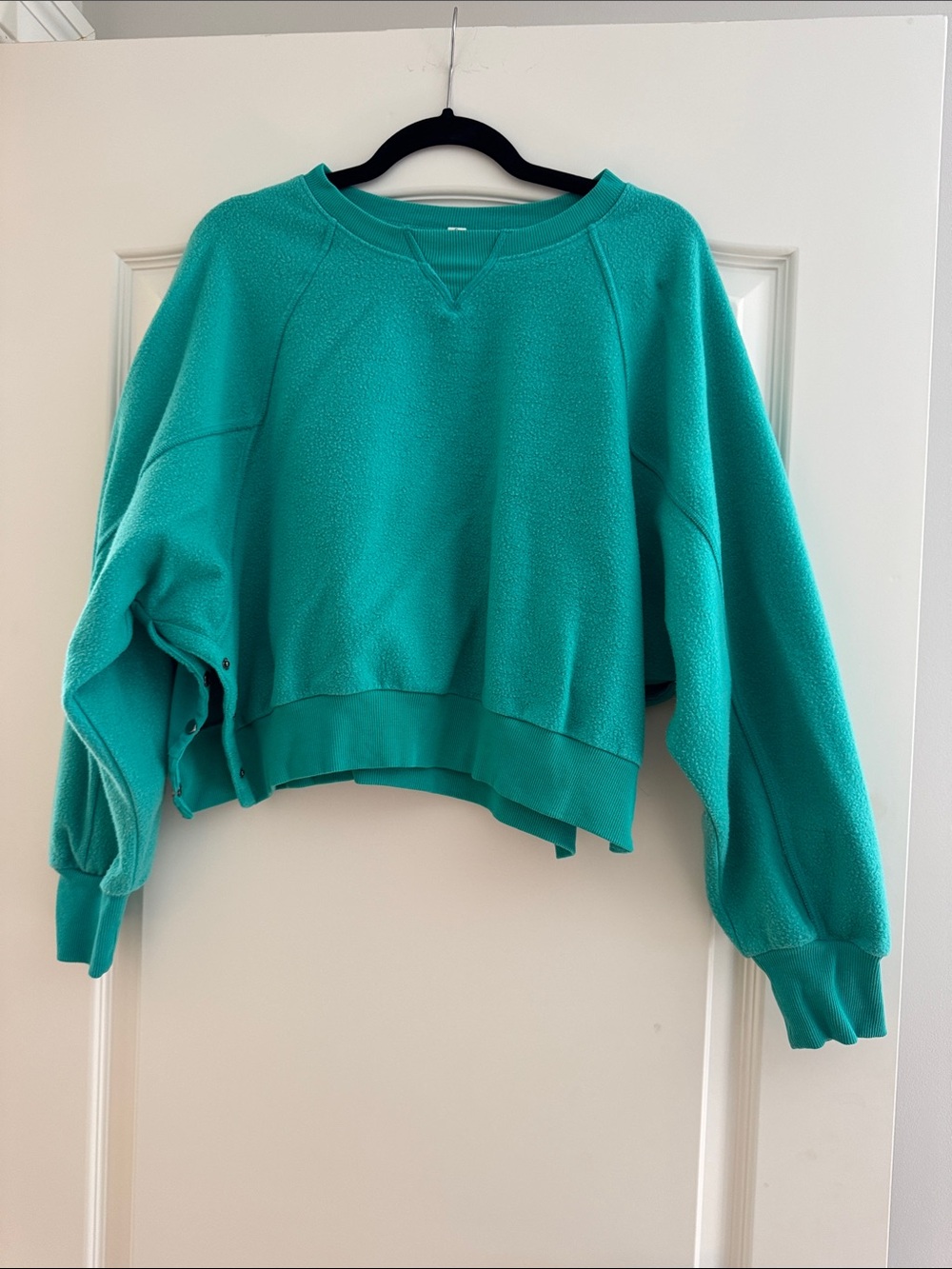 Women's Teal Crewneck Cropped Sweatshirt - Daily Practice